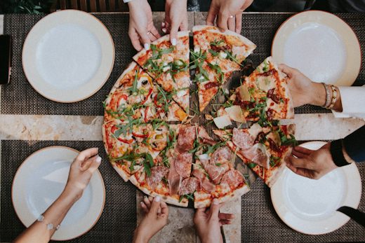 Bàn tiệc pizza